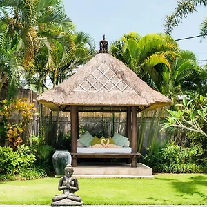 Bliss A Paradise Of Three Independent Villa Canggu
